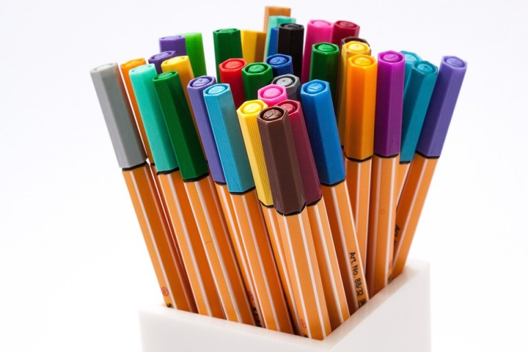 Come Togliere il Pennarello Indelebile dalla Plastica